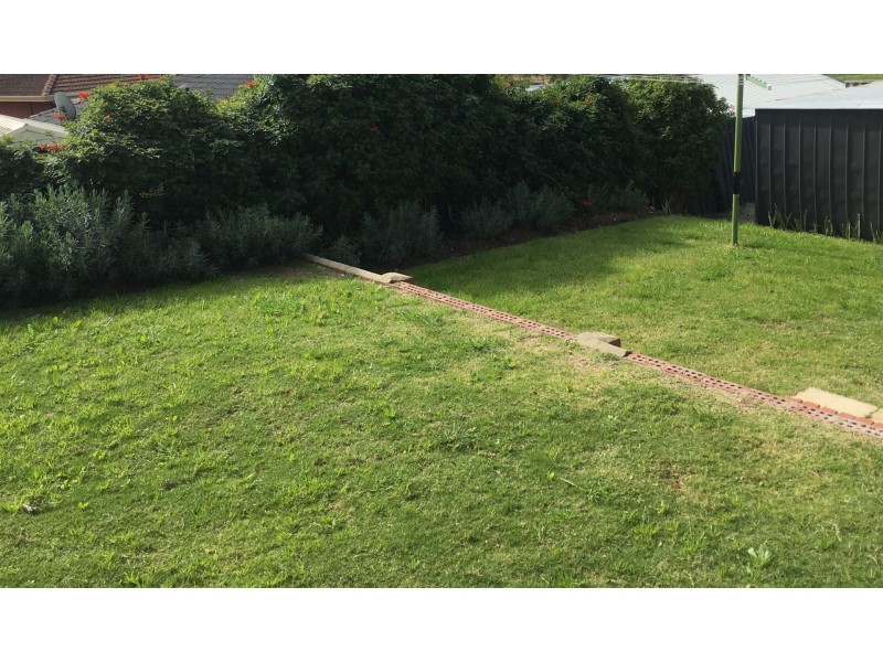 35 Crawford Road, Orelia WA 6167