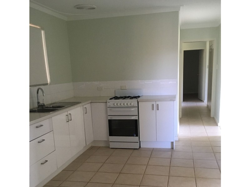 35 Crawford Road, Orelia WA 6167