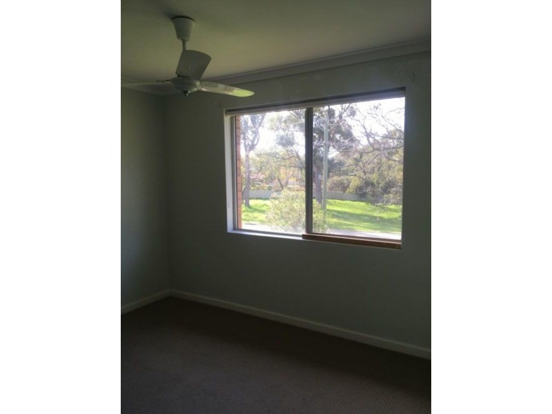 35 Crawford Road, Orelia WA 6167