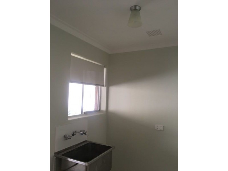 35 Crawford Road, Orelia WA 6167