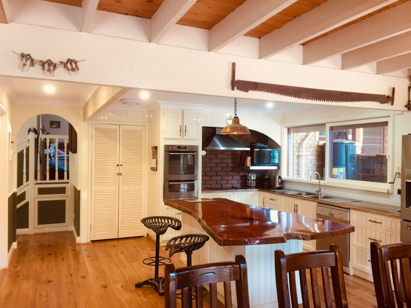 41 Turramurra rd, Maryknoll VIC 3812