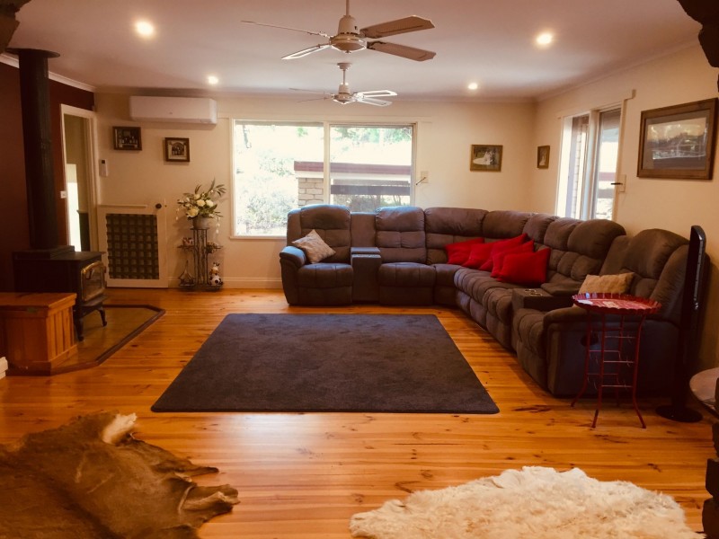 41 Turramurra rd, Maryknoll VIC 3812