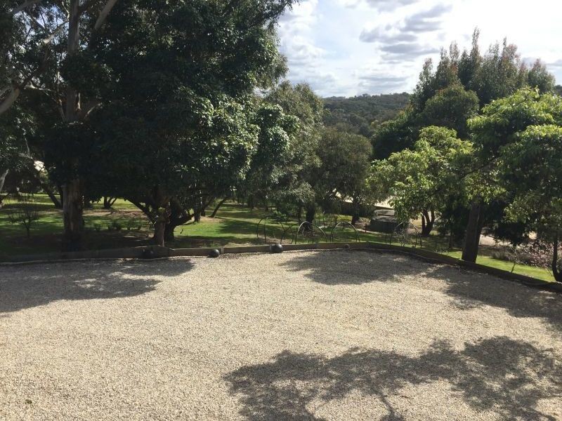 41 Turramurra rd, Maryknoll VIC 3812