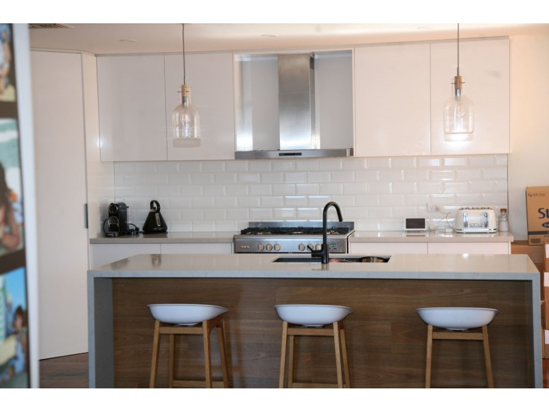 77 south circular road, Gladstone Park VIC 3043