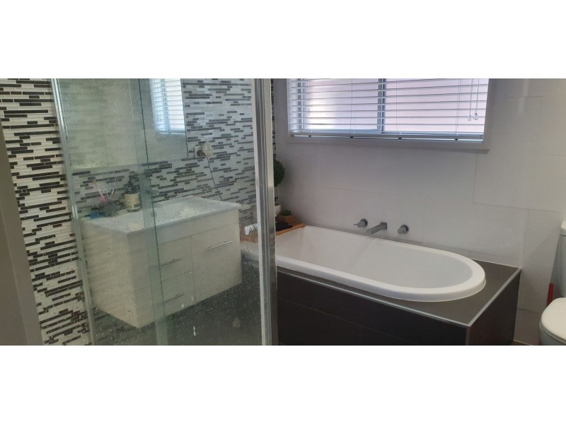 77 south circular road, Gladstone Park VIC 3043