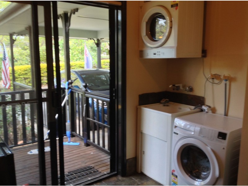 16 Arthur Payne Court, Worongary QLD 4213