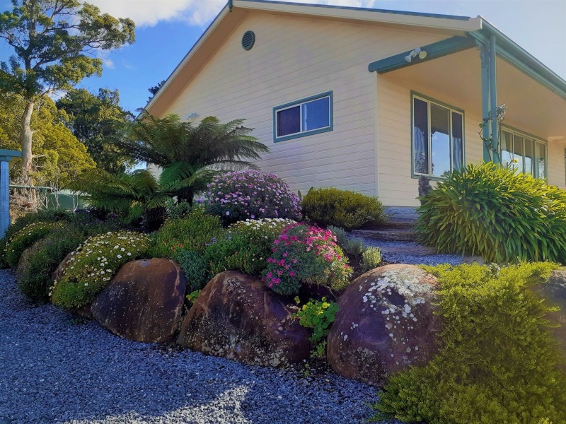183 Gravelly Beach Road, Blackwall TAS 7275
