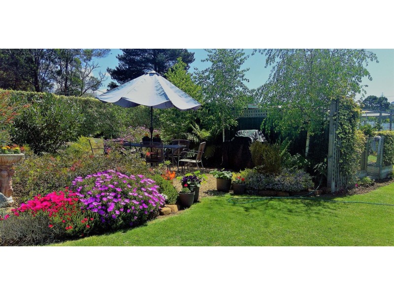 183 Gravelly Beach Road, Blackwall TAS 7275