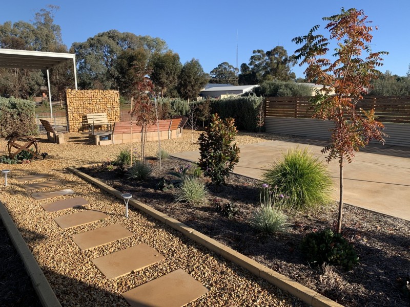 15 Keith Payne Court, Loxton SA 5333