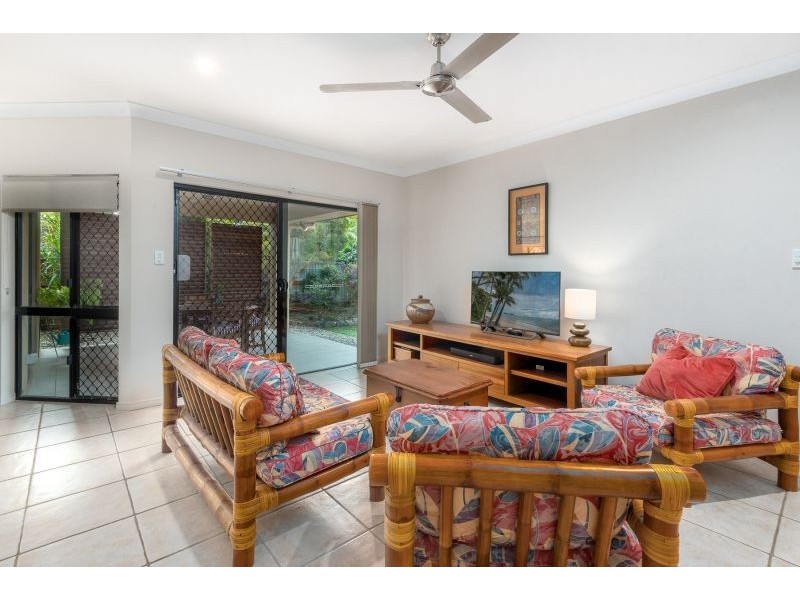 2 Tydeman Crescent, Clifton Beach QLD 4879