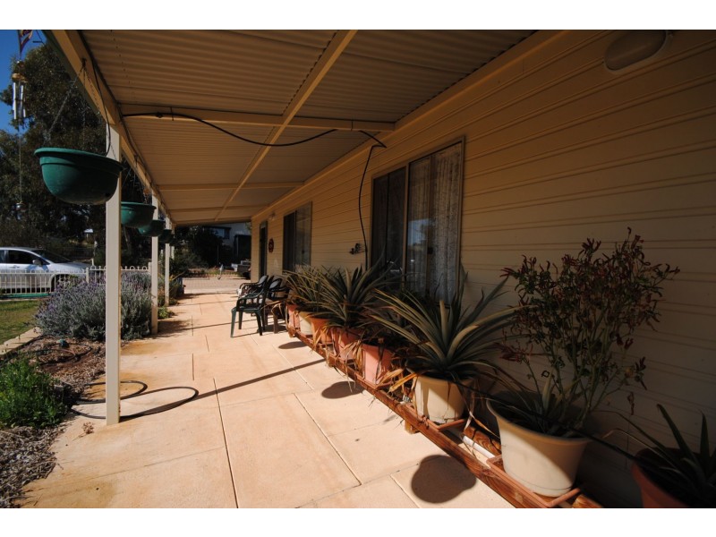 6 View St, York WA 6302