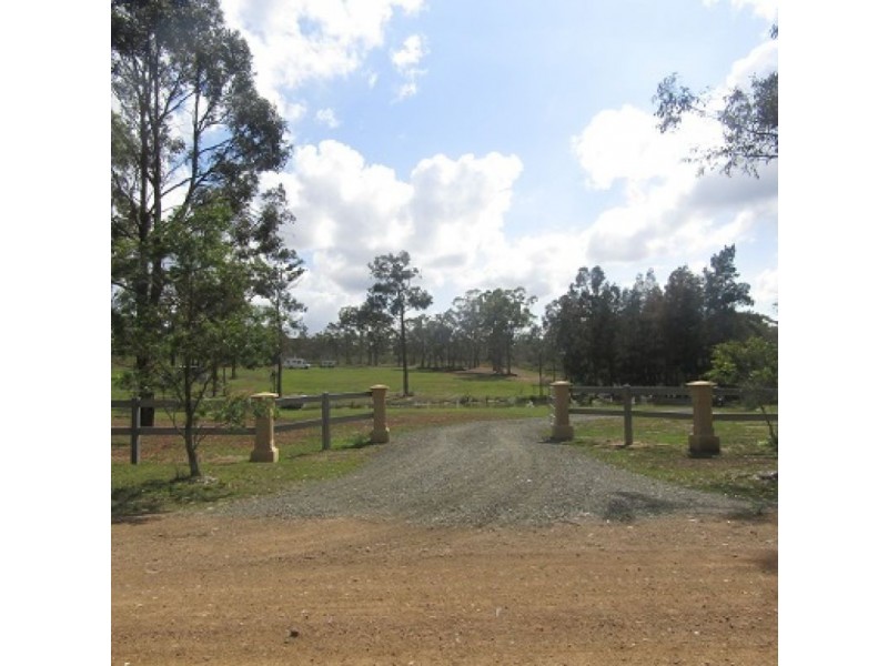 138 Olsen Rd, Lovedale NSW 2325
