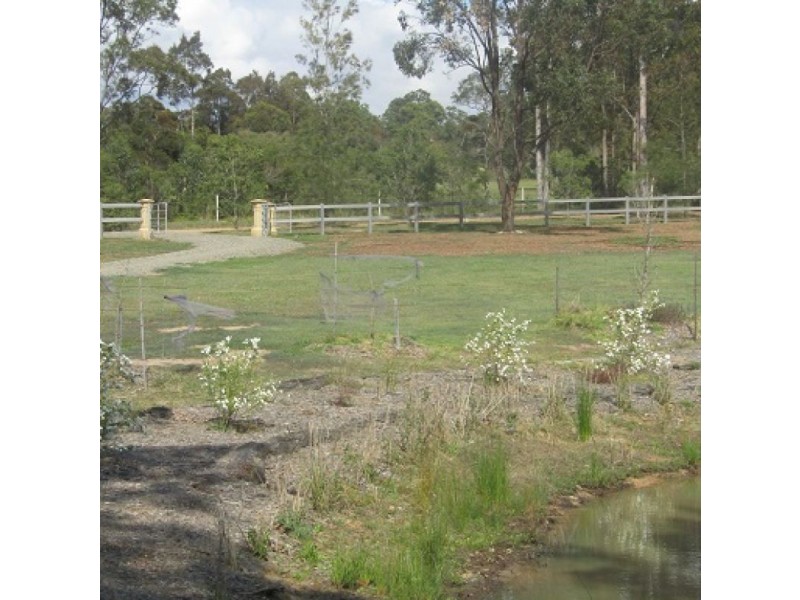 138 Olsen Rd, Lovedale NSW 2325