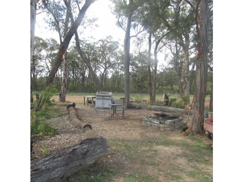 138 Olsen Rd, Lovedale NSW 2325