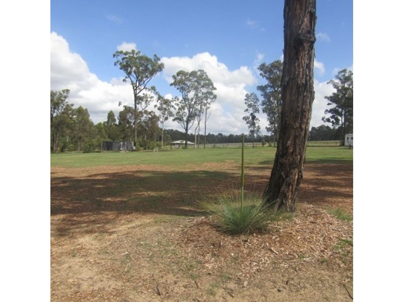 138 Olsen Rd, Lovedale NSW 2325