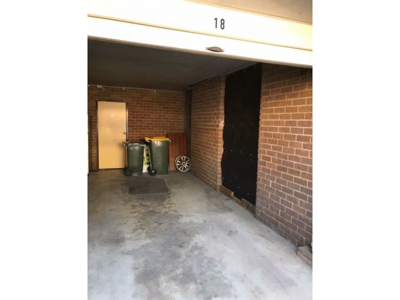 18/28 Springvale Drive, Hawker ACT 2614