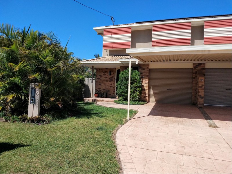 1/36 Ocean street, Runaway Bay QLD 4216