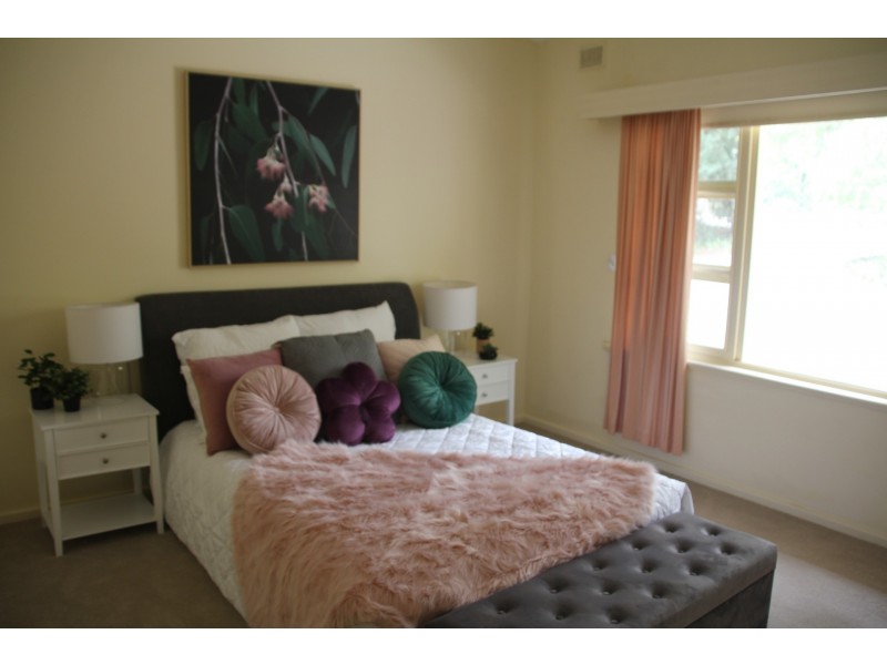 11 Burnell Drive, Belair SA 5052