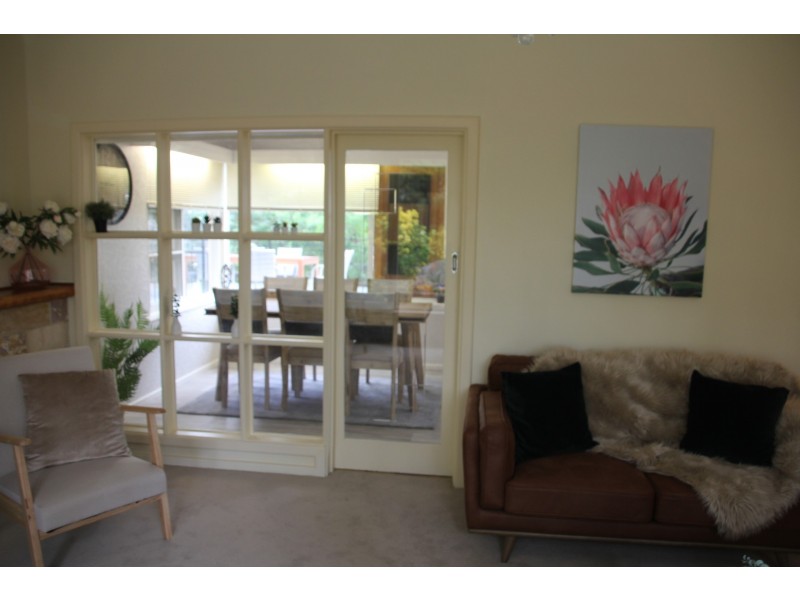 11 Burnell Drive, Belair SA 5052