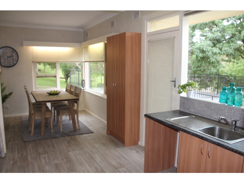11 Burnell Drive, Belair SA 5052