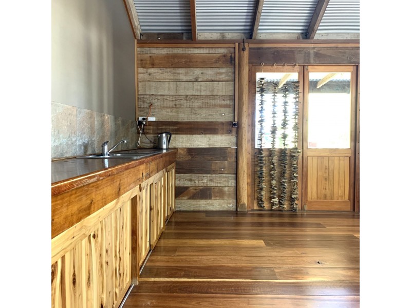 1052 Rubyvale Road, Sapphire QLD 4702