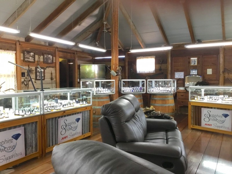 1052 Rubyvale Road, Sapphire QLD 4702