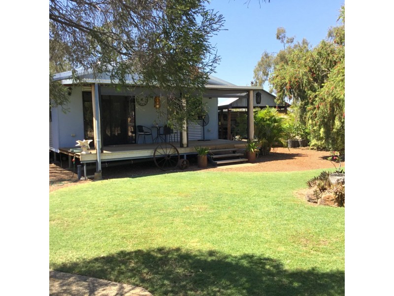 1052 Rubyvale Road, Sapphire QLD 4702