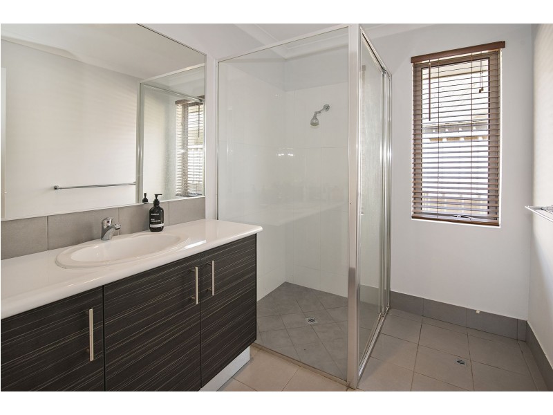 20 Monash Way, Abbey WA 6280