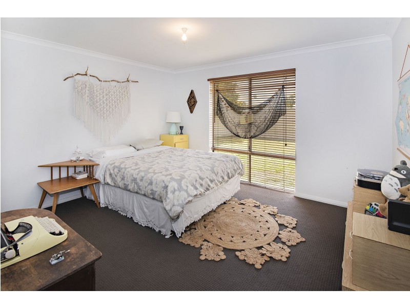 20 Monash Way, Abbey WA 6280