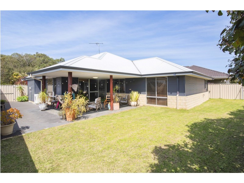 20 Monash Way, Abbey WA 6280