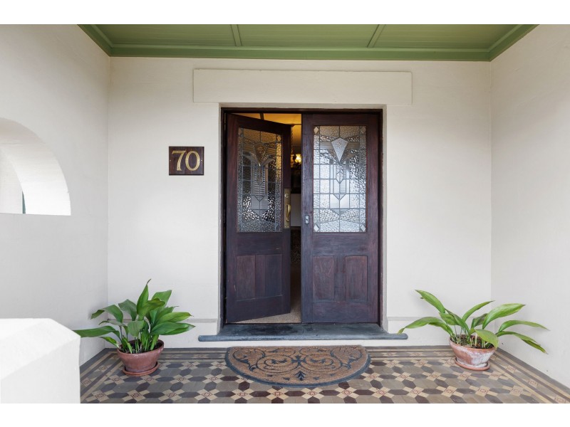 Colwyn/70 Bay Road, Mount Gambier SA 5290