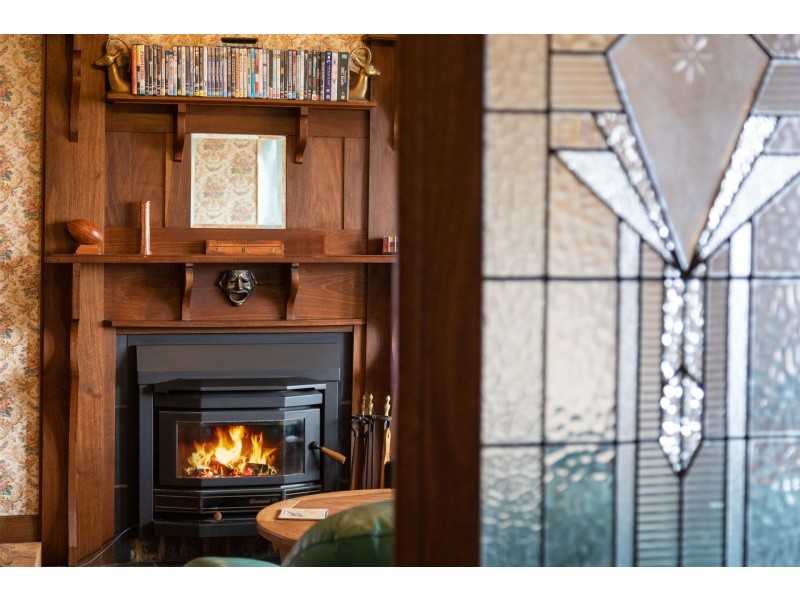 Colwyn/70 Bay Road, Mount Gambier SA 5290