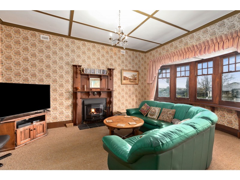 Colwyn/70 Bay Road, Mount Gambier SA 5290