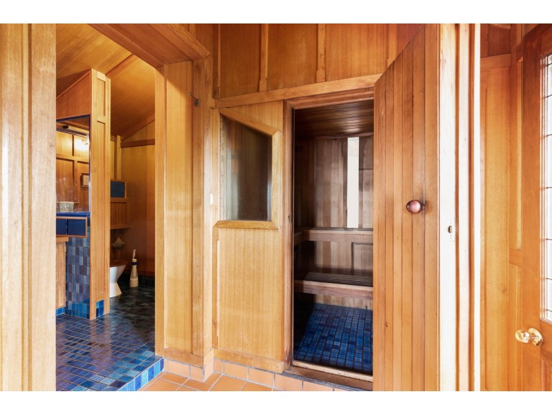 Colwyn/70 Bay Road, Mount Gambier SA 5290