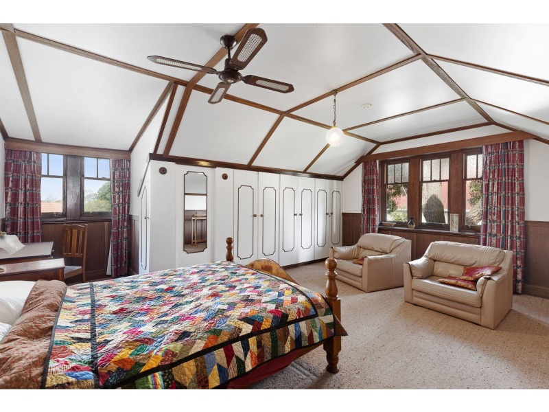 Colwyn/70 Bay Road, Mount Gambier SA 5290