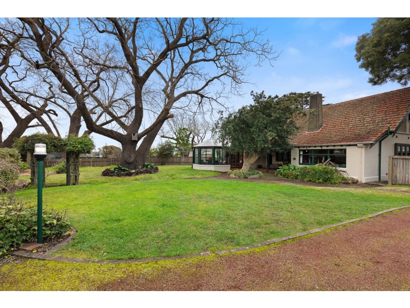 Colwyn/70 Bay Road, Mount Gambier SA 5290