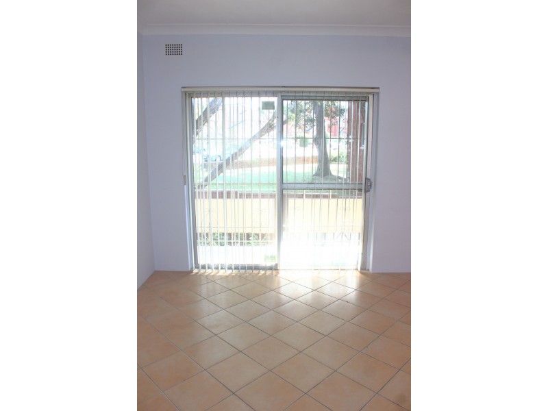 2/12 Crawford Street, Berala NSW 2141