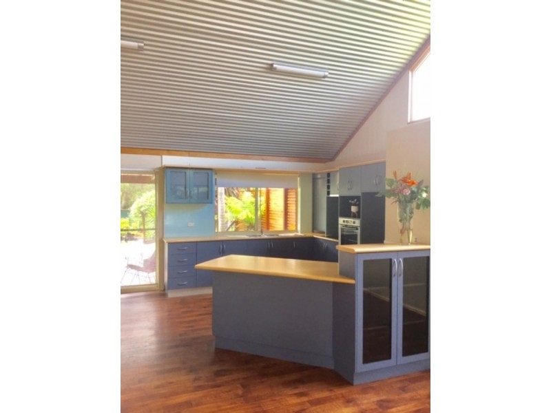 5 Albert st, Little Grove WA 6330