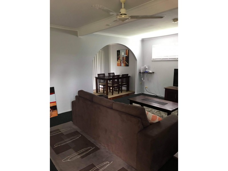 2 Bruce Court, Douglas QLD 4814