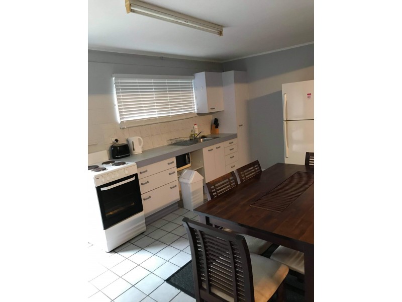 2 Bruce Court, Douglas QLD 4814