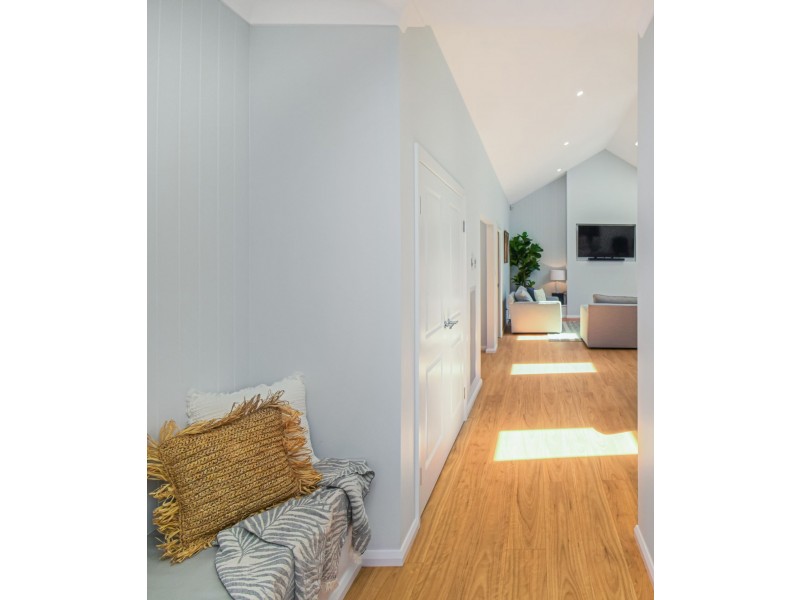 5 Jimberoo Loop, Gobbagombalin NSW 2650