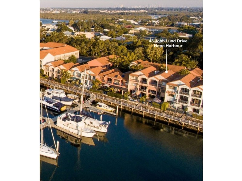 43 John Lund Drive, Hope Island QLD 4212