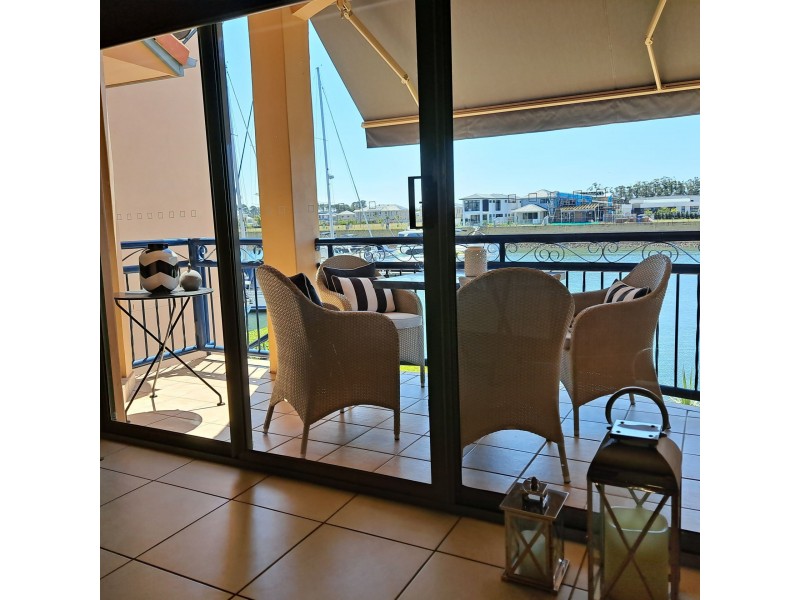 43 John Lund Drive, Hope Island QLD 4212