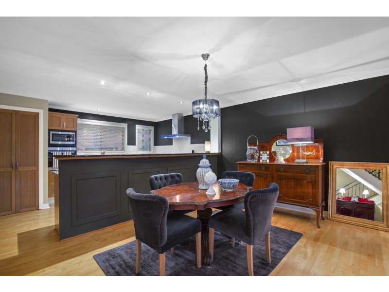 43 John Lund Drive, Hope Island QLD 4212