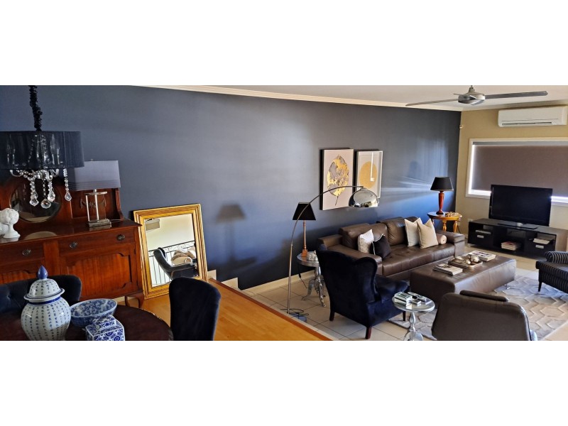 43 John Lund Drive, Hope Island QLD 4212