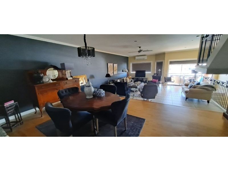 43 John Lund Drive, Hope Island QLD 4212