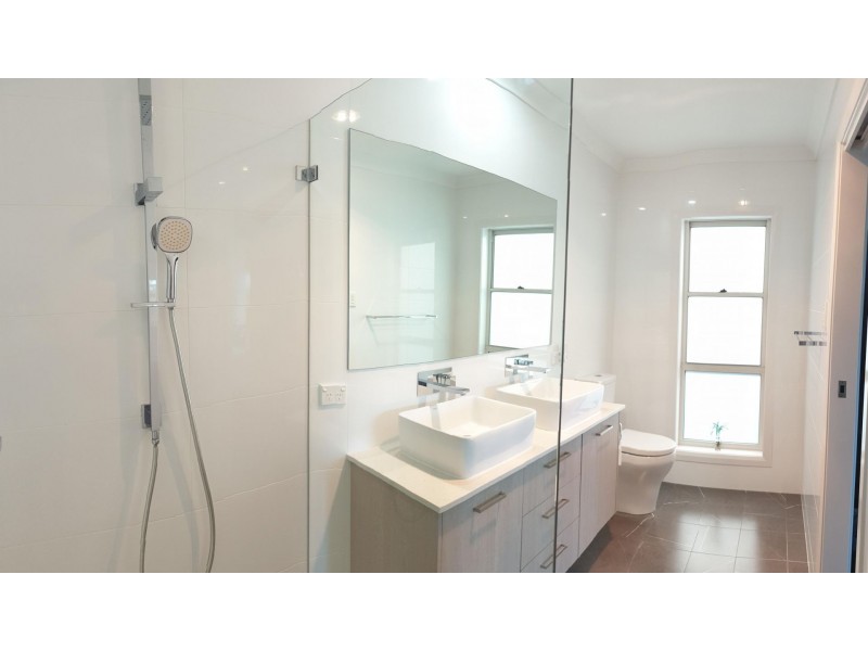 13 Horizons Parkway, Port Macquarie NSW 2444