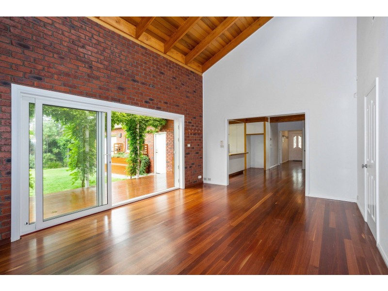 7 Sturrock Court, Altona Meadows VIC 3028