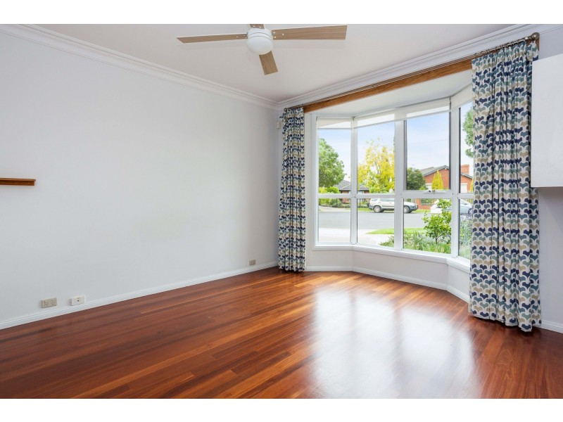 7 Sturrock Court, Altona Meadows VIC 3028
