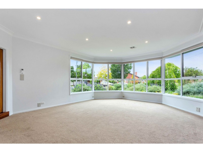 7 Sturrock Court, Altona Meadows VIC 3028